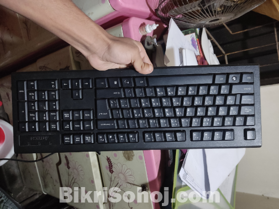 HP ELITEBOOK 6Gen core i5 RAM 16 ROM 256